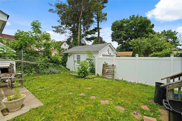 109 Leverich St, Hempstead, NY 11550 - view of yard with an outdoor structure