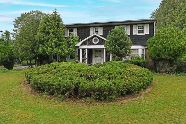 8 Macintosh Ln, Monsey, NY 10952 - view of front of house featuring a front yard