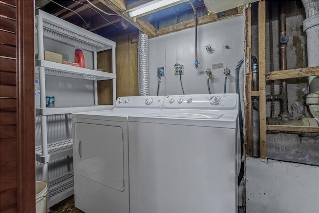 168 Gibbs Rd, Central Islip, NY 11722 - laundry room with washing machine and clothes dryer