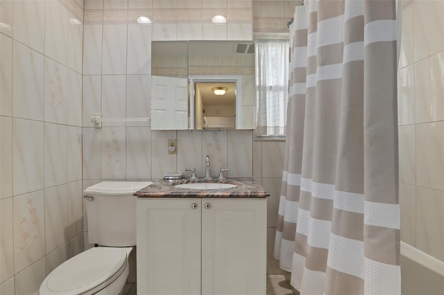 4 Leewood Cir Unit 3R, Eastchester, NY 10709 - full bathroom featuring vanity, a shower with shower curtain, and tile walls