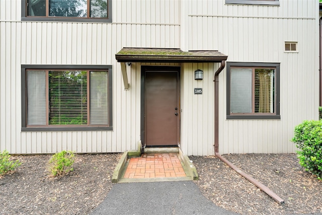 3305 Pine Cone Ct, Poughkeepsie, NY 12603 - view of exterior entry