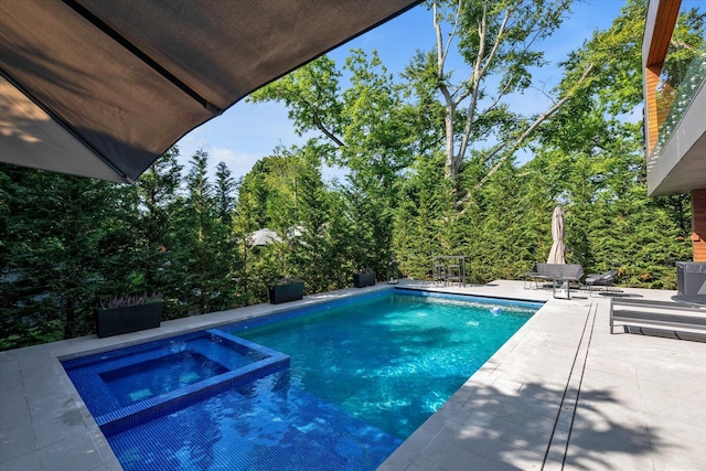 1555 Stevenson Rd, Hewlett, NY 11557 - view of swimming pool with a patio area and a pool with connected hot tub