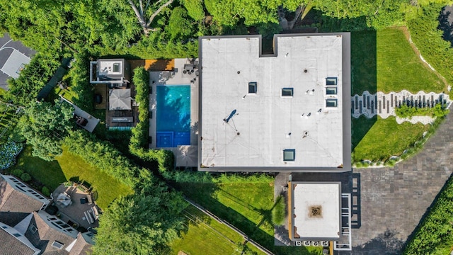 1555 Stevenson Rd, Hewlett, NY 11557 - bird's eye view of a pool