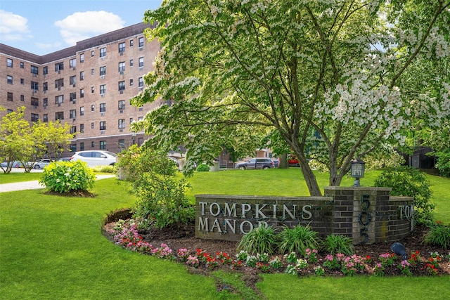505 Central Ave Unit 609, White Plains, NY 10606 - community sign featuring a yard