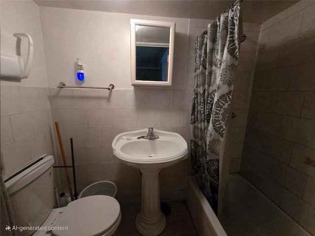 7622 60th Ln, Glendale, NY 11385 - full bathroom with tile walls and shower / bathtub combination with curtain