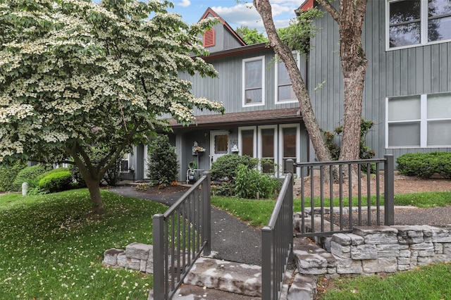 14 Bleakley Dr Unit 14, Peekskill, NY 10566 - view of front of house featuring a front yard