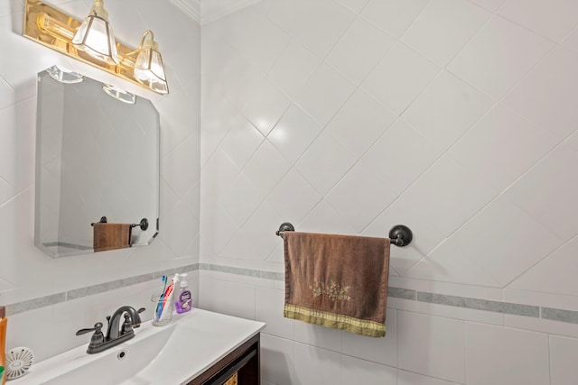 29 Ravenwood Dr, Kings Park, NY 11754 - bathroom featuring vanity