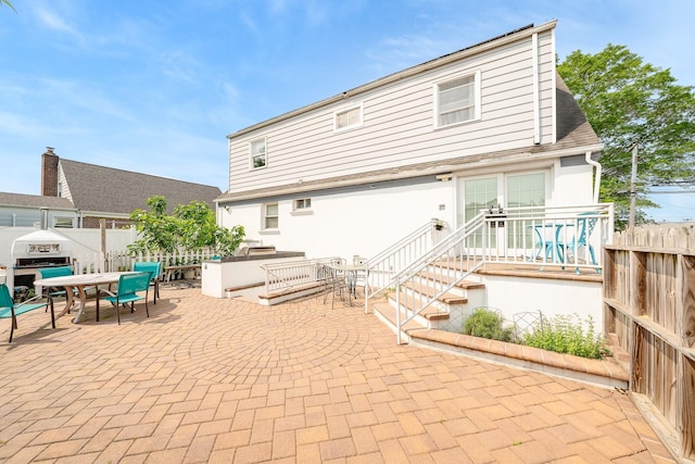 136 Wardwell Rd, Mineola, NY 11501 - photo 4