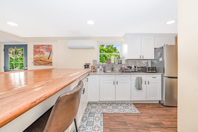 136 Wardwell Rd, Mineola, NY 11501 - photo 15