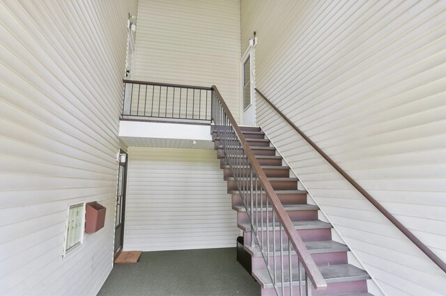 34 Warwick Pl Unit D, Yorktown Heights, NY 10598 - view of stairs