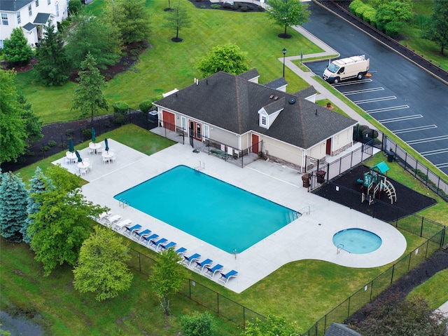 38 Woodside Knolls Dr, Middletown, NY 10940 - view of subject property featuring a pool area