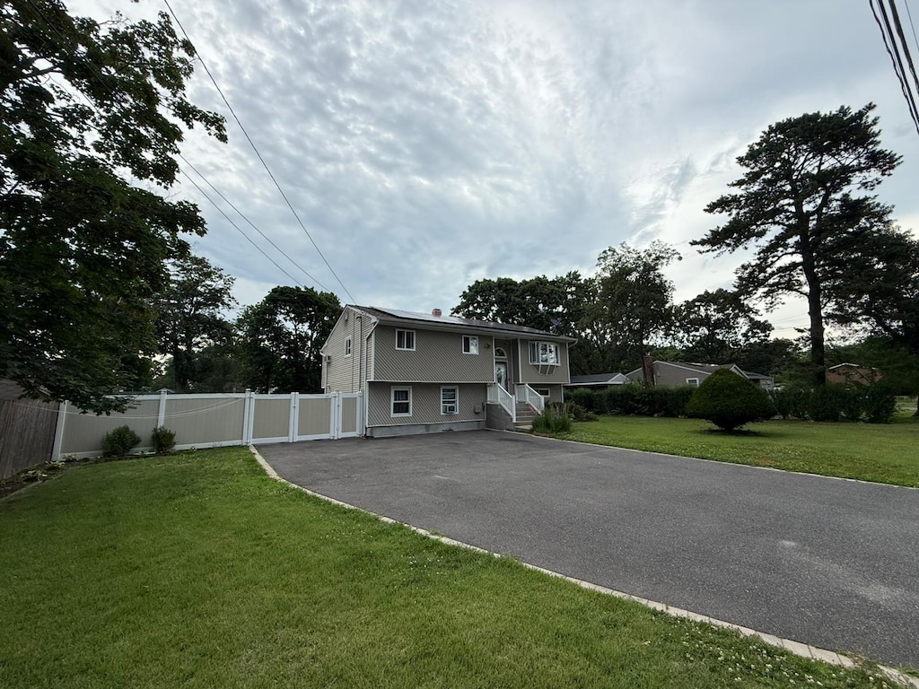 323 Ocean Ave, Brentwood, NY 11717 - photo 1