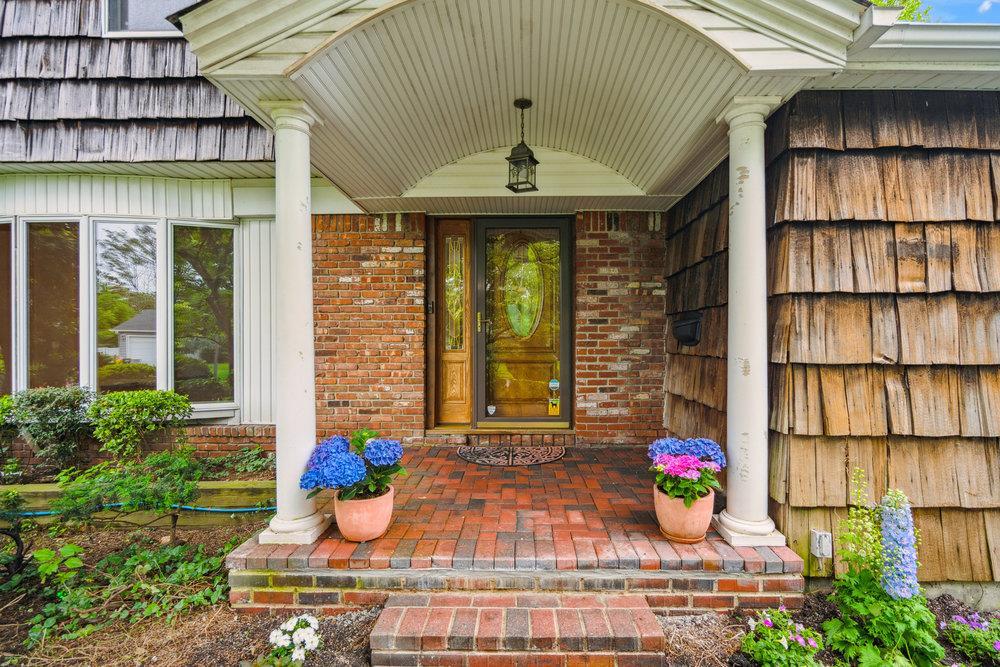 3 Erie Ct, Jericho, NY 11753 - photo 1