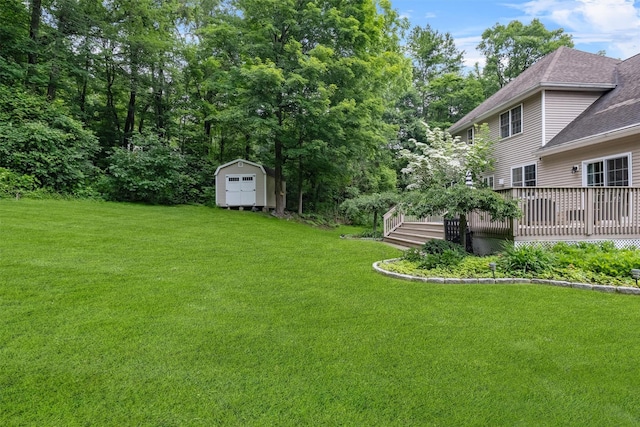 2 SE Ct, Wallkill, NY 12589 - view of green lawn featuring a storage shed and a deck