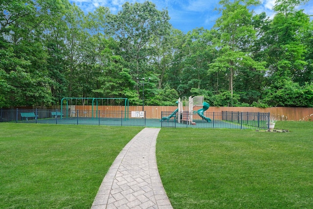 460 Old Town Rd Unit 10A, Port Jefferson Station, NY 11776 - view of yard