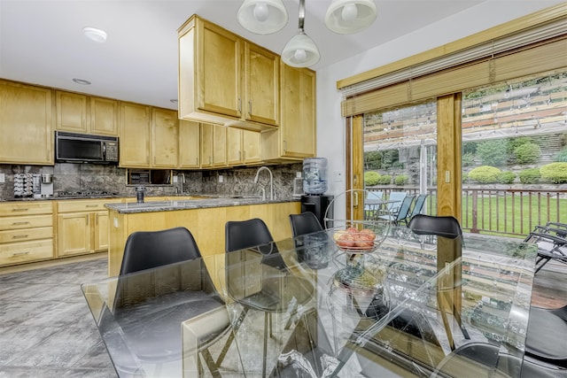 78 College Rd, Monsey, NY 10952 - view of dining area