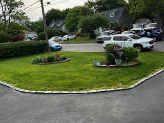 8 Hickory St, Central Islip, NY 11722 - photo 3