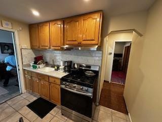 8 Hickory St, Central Islip, NY 11722 - photo 24
