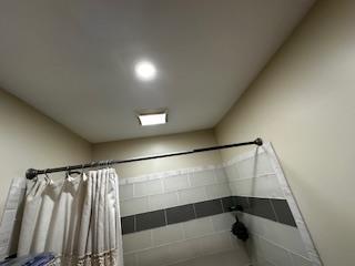 8 Hickory St, Central Islip, NY 11722 - photo 33