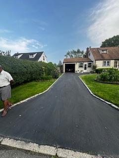 8 Hickory St, Central Islip, NY 11722 - photo 41