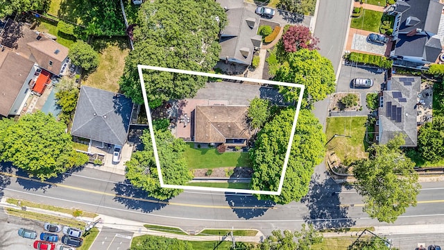 191 Laurel Rd, East Northport, NY 11731 - aerial perspective of suburban area with property boundaries highlighted