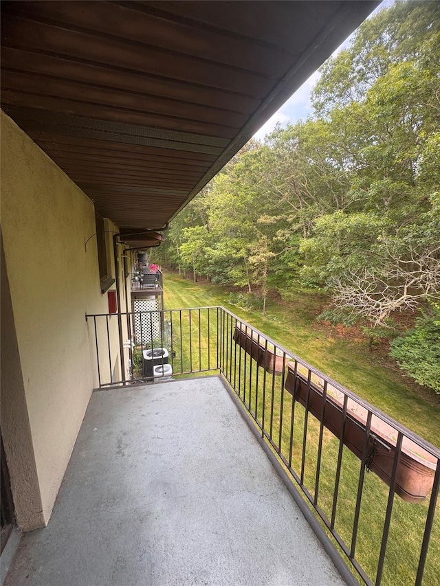 10 Palm Ct Unit 10, Selden, NY 11784 - view of balcony