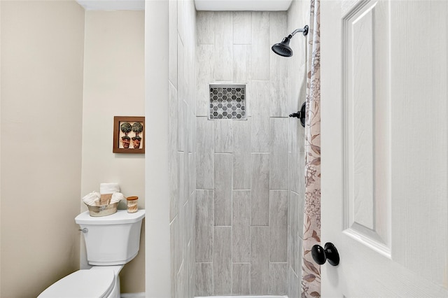 4 S Hill Rd, Tomkins Cove, NY 10986 - bathroom featuring toilet and a tile shower