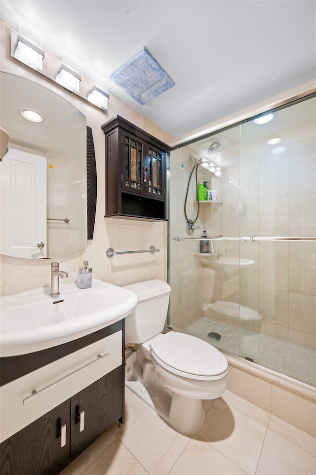 41 Wellington Ct Unit 1L, Staten Island, NY 10314 - bathroom with vanity, toilet, and a stall shower