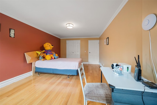 41 Wellington Ct Unit 1L, Staten Island, NY 10314 - bedroom featuring crown molding and wood finished floors