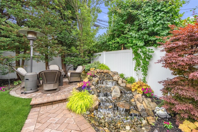 86 Phipps Ln, Plainview, NY 11803 - view of yard