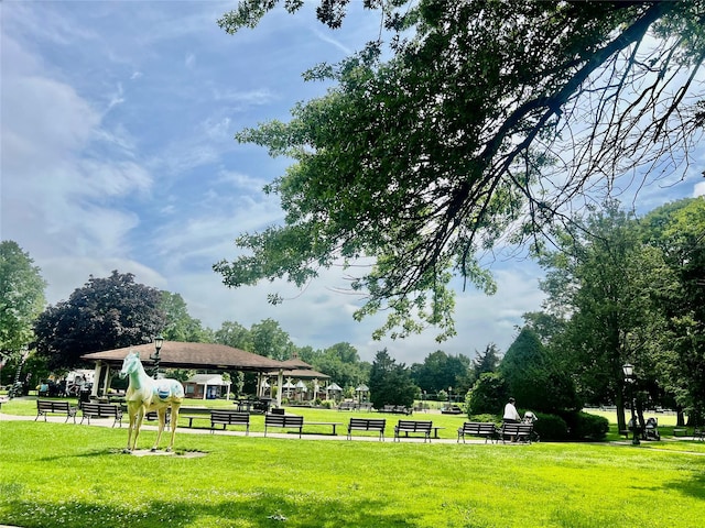 530 Hudson Ave Unit A4, Cedarhurst, NY 11516 - view of community with a lawn and a gazebo