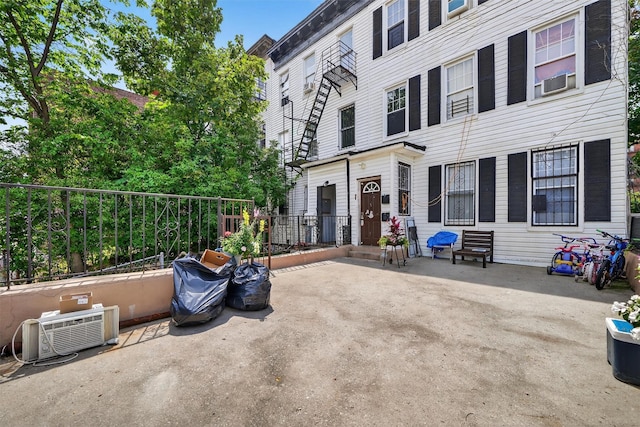 58 Herriot St, Yonkers, NY 10701 - photo 2