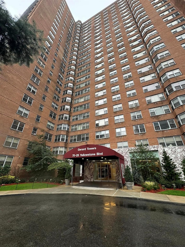 70-25 Yellowstone Blvd Unit 1Y, Forest Hills, NY 11375 - view of building exterior