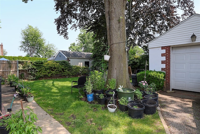 33 Cherry Ln, Carle Place, NY 11514 - view of yard