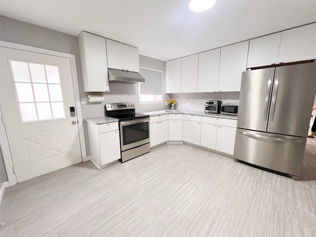44 Cherry Ln, Carle Place, NY 11514 - photo 2