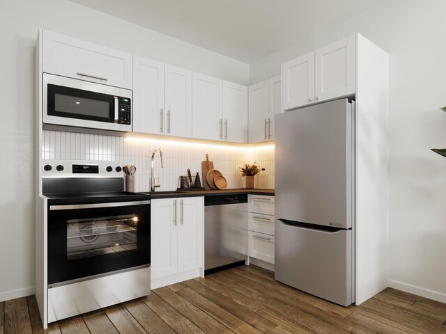 2549 42nd St, Astoria, NY 11103 - photo 4