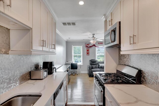 43 Artist Lake Dr, Middle Island, NY 11953 - photo 11