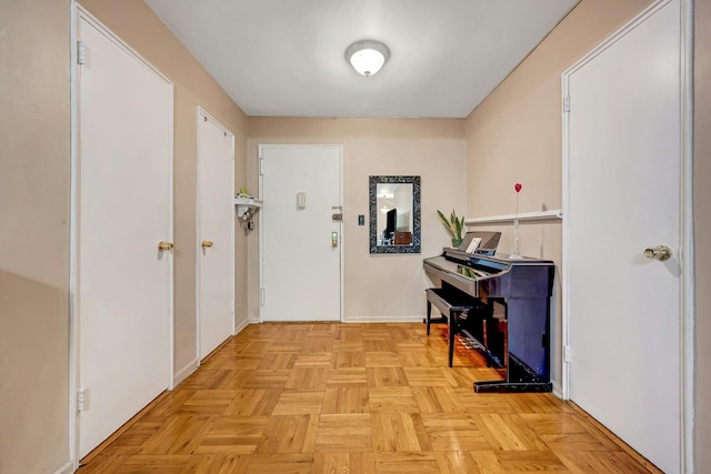 98 Dehaven Dr Unit 1F, Yonkers, NY 10703 - hallway with baseboards