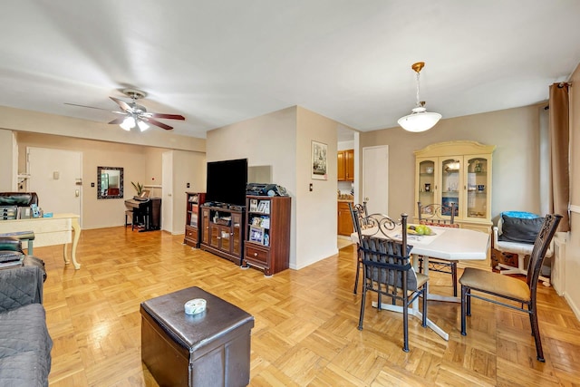98 Dehaven Dr Unit 1F, Yonkers, NY 10703 - living area with ceiling fan and baseboards