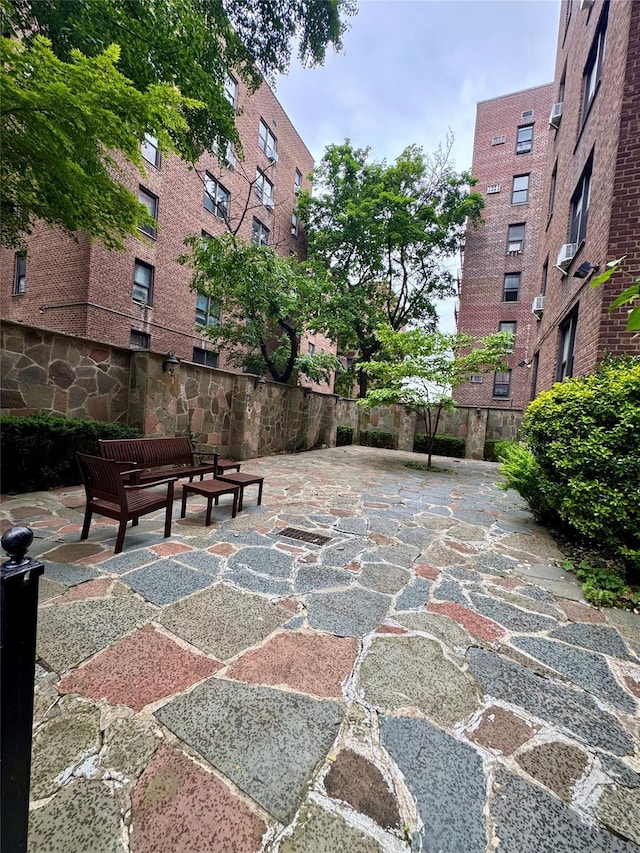 37-27 86th St Unit 3D, Flushing, NY 11372 - surrounding community