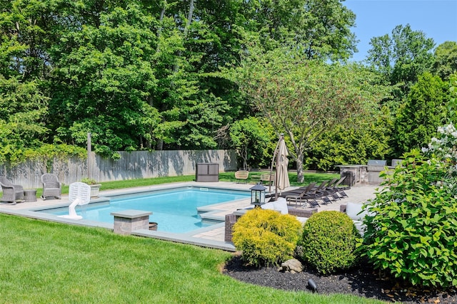 7 Long View Dr, Wading River, NY 11792 - view of swimming pool with a patio