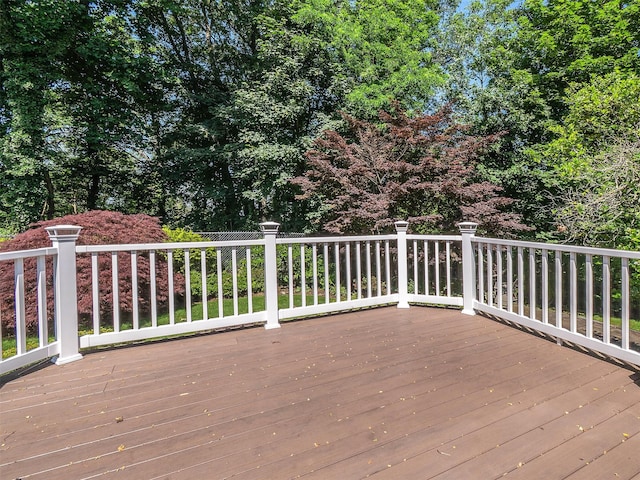 1 Barry Dr, Glen Cove, NY 11542 - view of deck