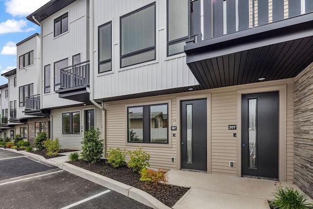 17 Union Rd Unit 108, Spring Valley, NY 10977 - view of building exterior featuring uncovered parking