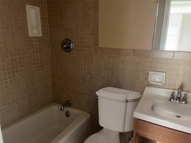 7 Senic Dr, Center Moriches, NY 11934 - photo 4