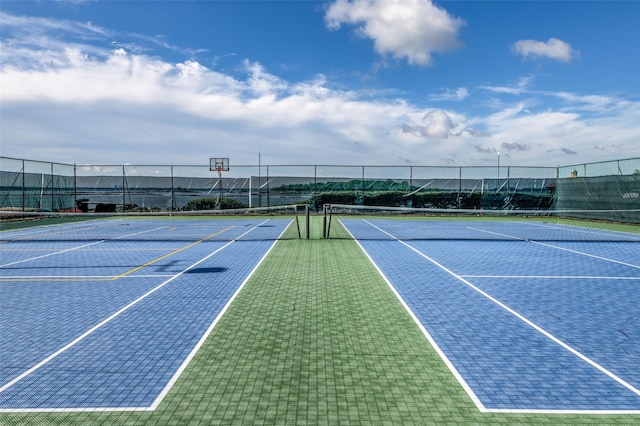 108 Kensington Oval, New Rochelle, NY 10805 - view of tennis court with community basketball court