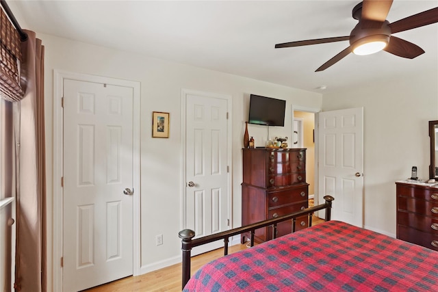 1 Hawthorne Ct, North Salem, NY 10560 - bedroom with light wood-style floors and ceiling fan