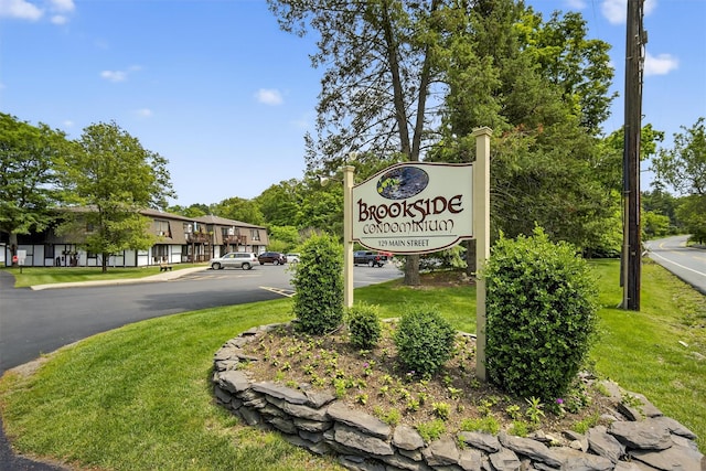 129 Main St Unit D12, Cornwall, NY 12518 - community / neighborhood sign featuring a lawn