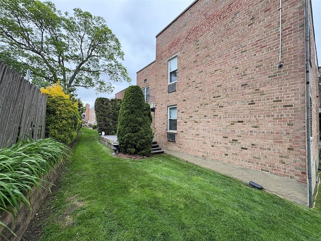 596 Broadway Unit 10A, Lynbrook, NY 11563 - view of yard