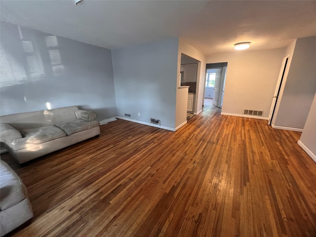 2832 Harding Ave, Bronx, NY 10465 - photo 2