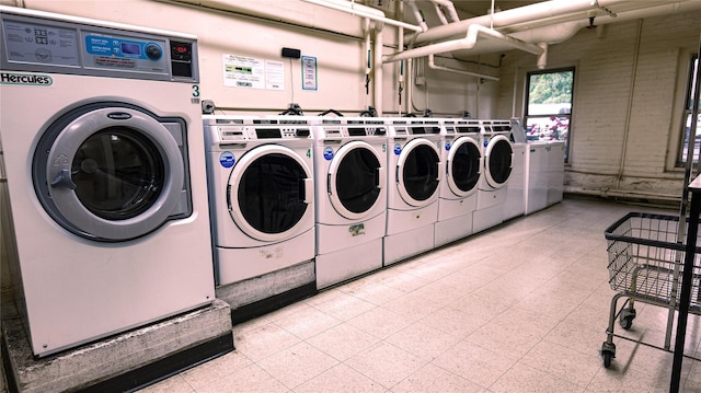 445 Gramatan Ave Unit Hc2, Mount Vernon, NY 10552 - shared laundry room with washer and dryer